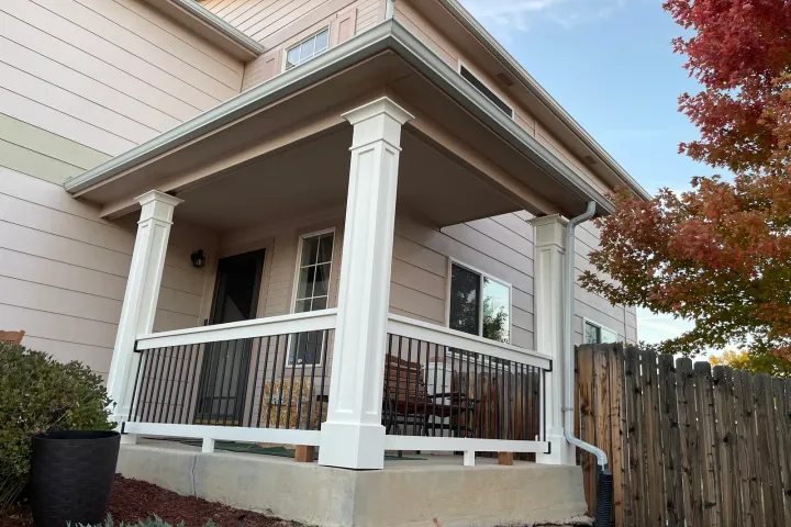 Exterior & front porch