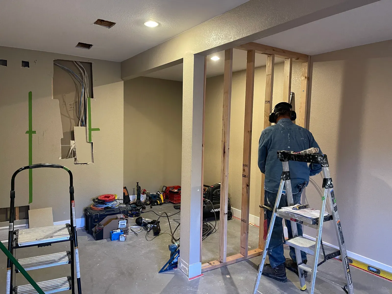 Finished basement — photo 6 of 7